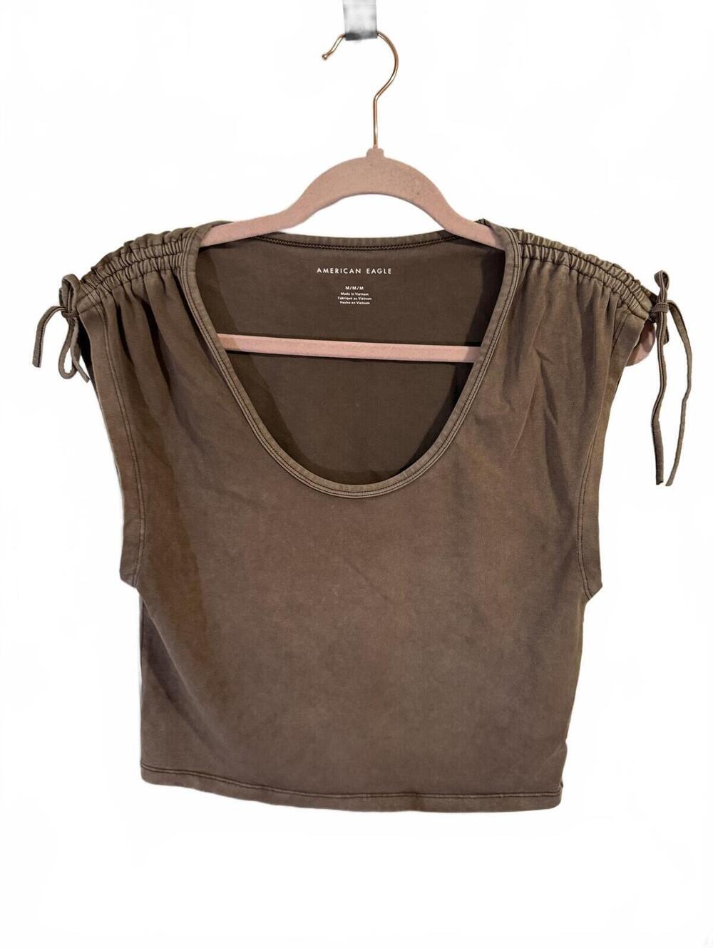 American Eagle Brown Crop top size medium